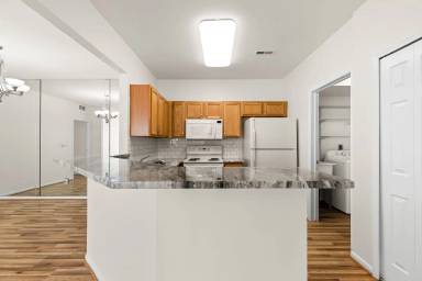 Main picture of 17104 Chesapeake Cir
