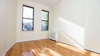 Main picture of 583 Seneca Ave