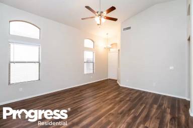 Main picture of 10036 E Capri Ave