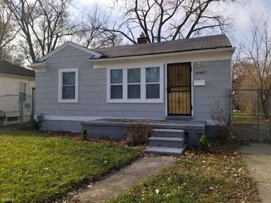 Main picture of 19457 Gilchrist St