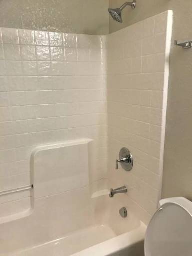 Main picture of 596 W William St