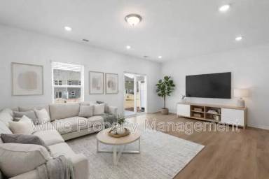 Main picture of 745 Lock Haven Dr NW