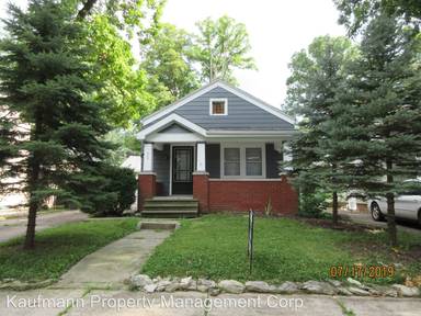 Main picture of 202 E Maple Grove Ave