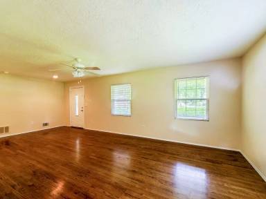 Main picture of 2722 Margate Dr