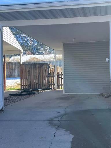 Main picture of 363 Pinecone Dr