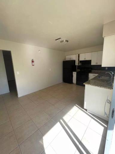 Main picture of 702 Glad Rd