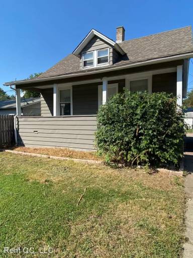 Main picture of 2312 1/2 W 1st St