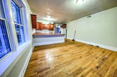 Main picture of 3130 Magnolia Ave