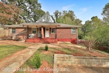 Main picture of 672 Clifton Rd SE