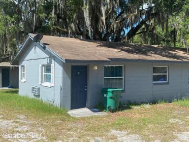 Main picture of 400 Terry St