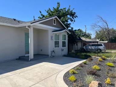Main picture of 2729 Rio Linda Blvd