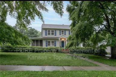 Main picture of 108 SW Madison St