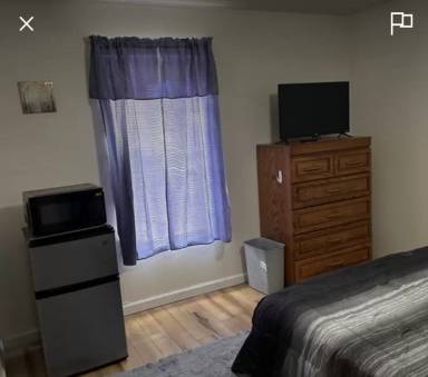 Main picture of 545 Montego Dr SE