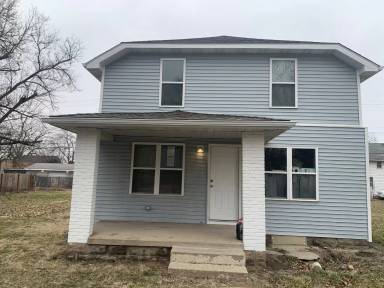 Main picture of 1209 W Indiana Ave