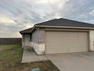 Main picture of 1800 Prosperity Trl