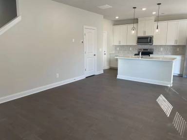 Main picture of 4969 Trail Ridge Ct