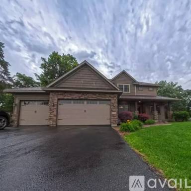 Main picture of 11956 Castle Rock Ct N
