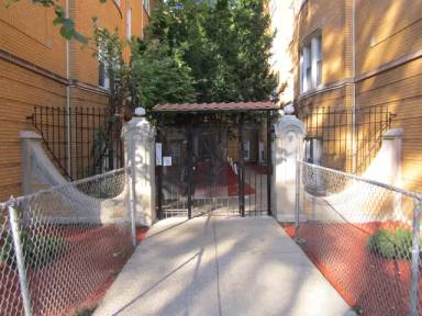 Main picture of 834 N Massasoit Ave