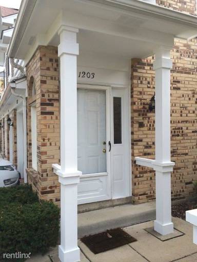 Main picture of 1203 Ranch View Ct