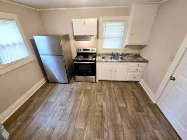 Main picture of 511 Cummings St