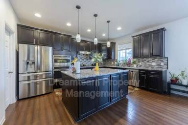 Main picture of 15746 Evergreen Ave