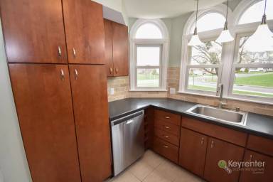 Main picture of 1401 Kathleen Ct