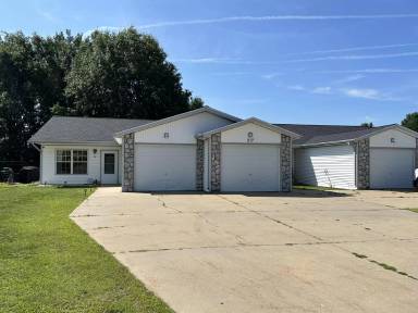 Main picture of 317 Crestview Ln