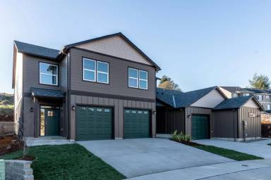 Main picture of 5971 Joynak St S