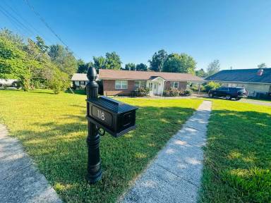 Main picture of 118 Newberry Cir