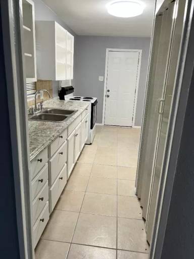 Main picture of 2308 SW Duncan Dr
