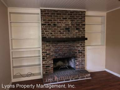 Main picture of 800 Ridgeway Dr