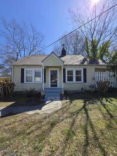Main picture of 3202 Wood Ave