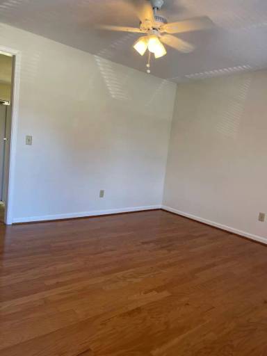 Main picture of 302 S Marble St