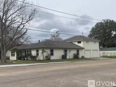 Main picture of 1117 Robinhood Ln