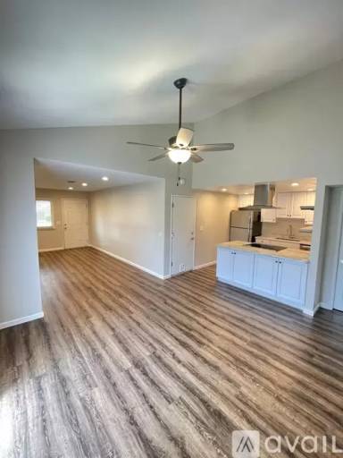 Main picture of 33 Dean Way