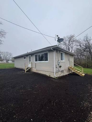 Main picture of 434 E 9th St