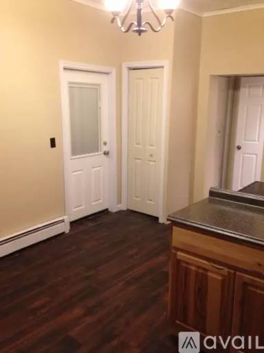 Main picture of 207 E Beaver St