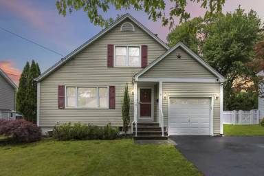 Main picture of 7 Evelyn Rd
