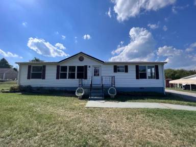 Main picture of 1815 Duchess Dr