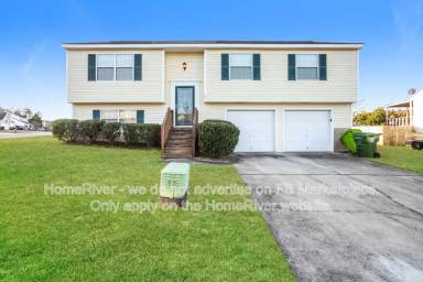 Main picture of 301 Sandpine Cir