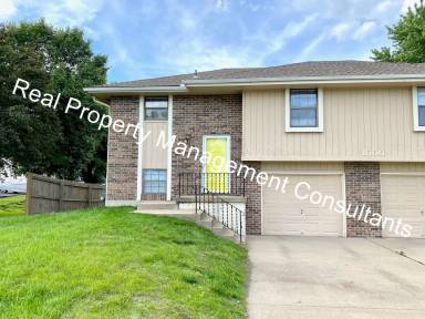 Main picture of 1000 SE 7th Ter