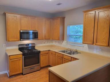 Main picture of 310 Hulan Way