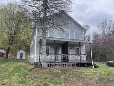 Main picture of 252 River Rd