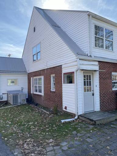 Main picture of 1310 Oak St