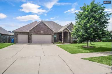 Main picture of 2300 SW Chaddington Rd