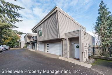 Main picture of 7442 S Virginia Ave