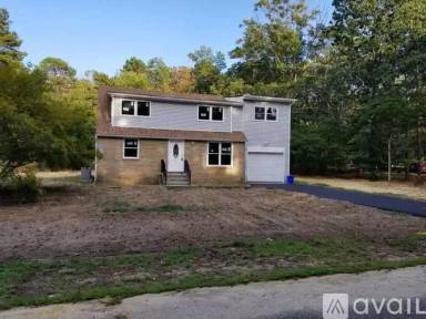 Main picture of 228 Meyner Ln