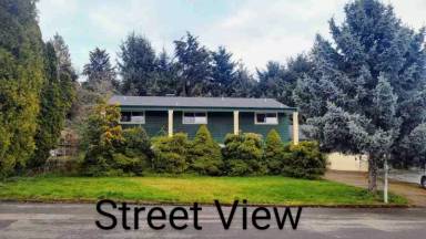 Main picture of 6205 NE 11th Ave