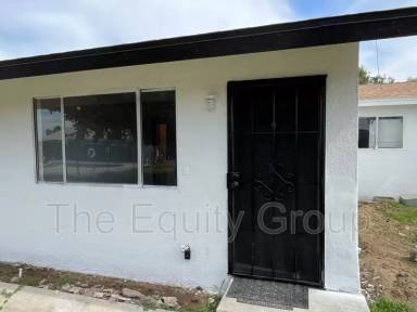 Main picture of 1476 N Cobb St