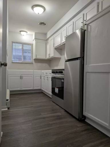 Main picture of 2301 W 14 Mile Rd